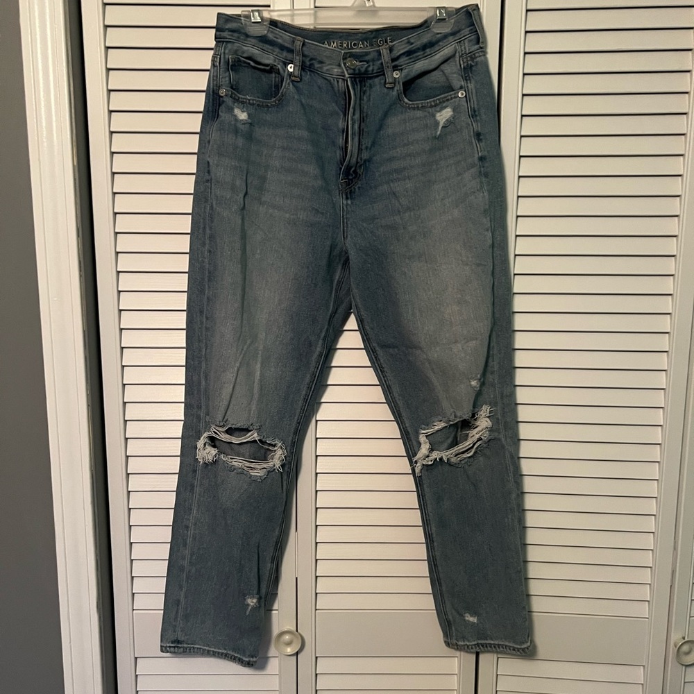 american eagle mom jeans!!